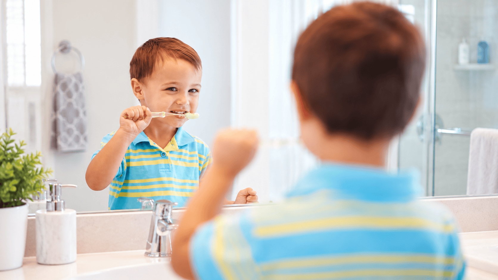 teaching children good toothbrushing habit